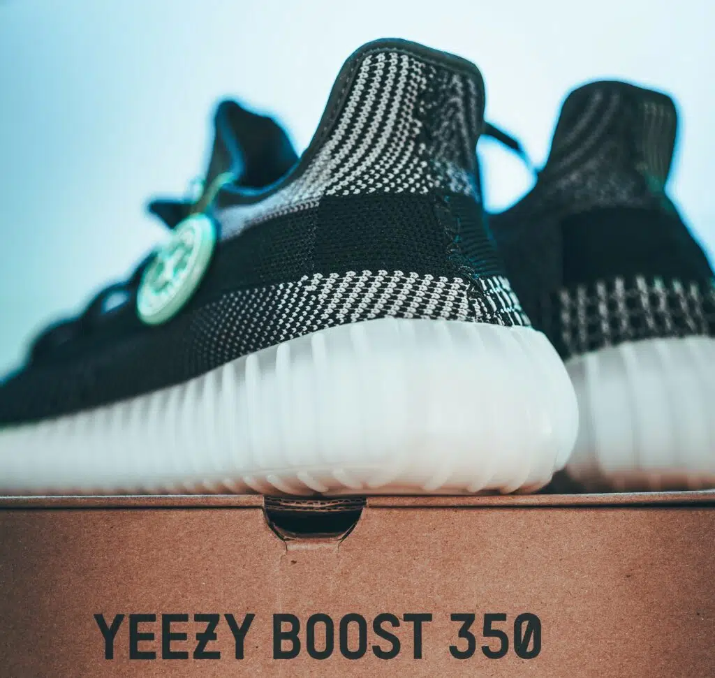 Yeezy Midsoles have Boost technology making them great for running.