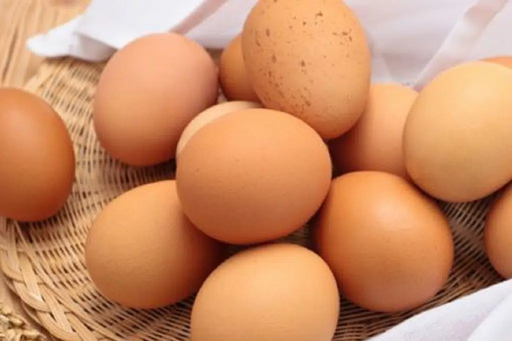 Eggs are great for runners because they have essential amino acids and antioxidants for rebuilding; this is a crucial part of recovery and avoiding cramps.